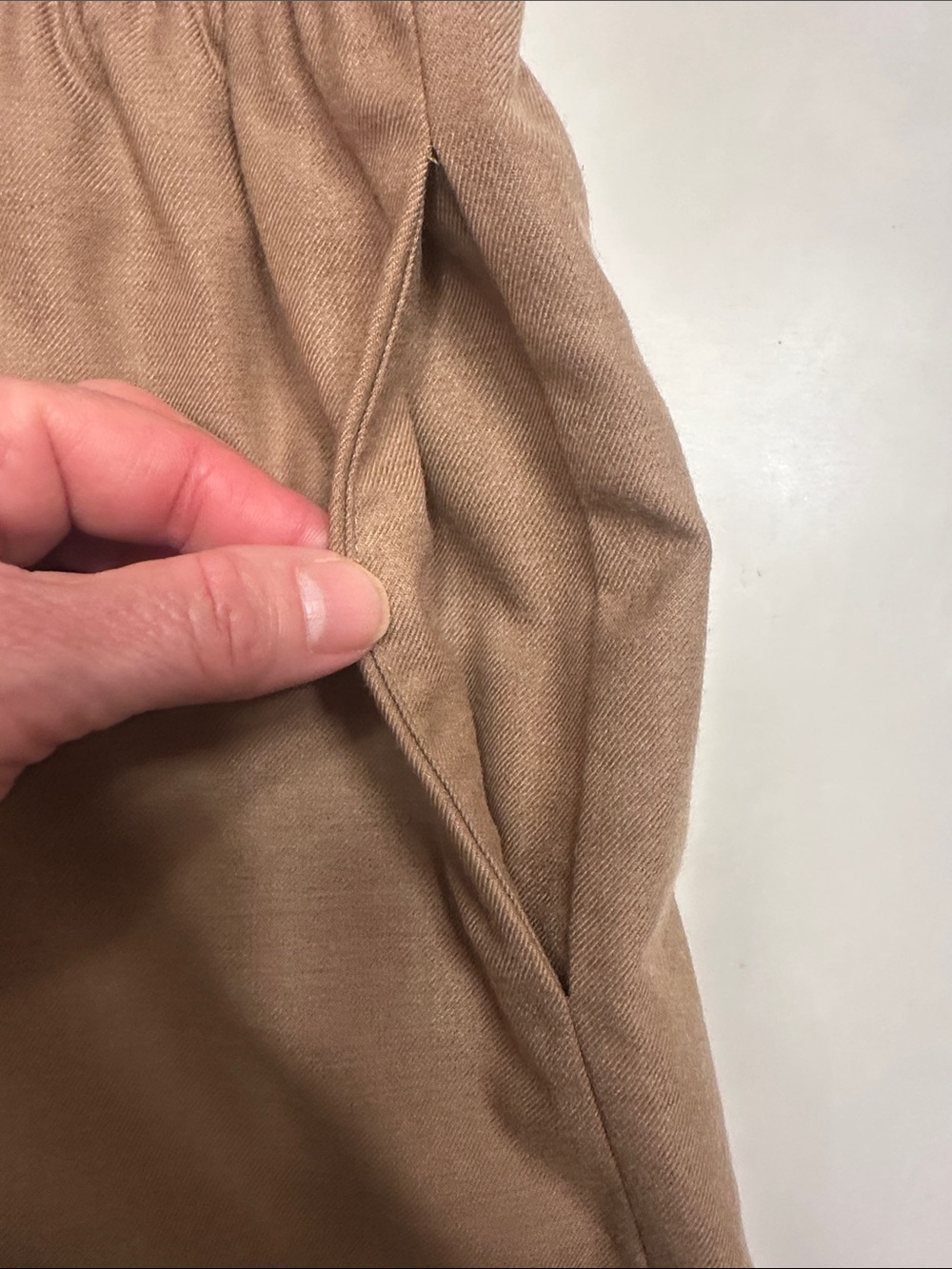 Classic Brown Mini Skirt with Elastic Waist - Picture 3 of 4